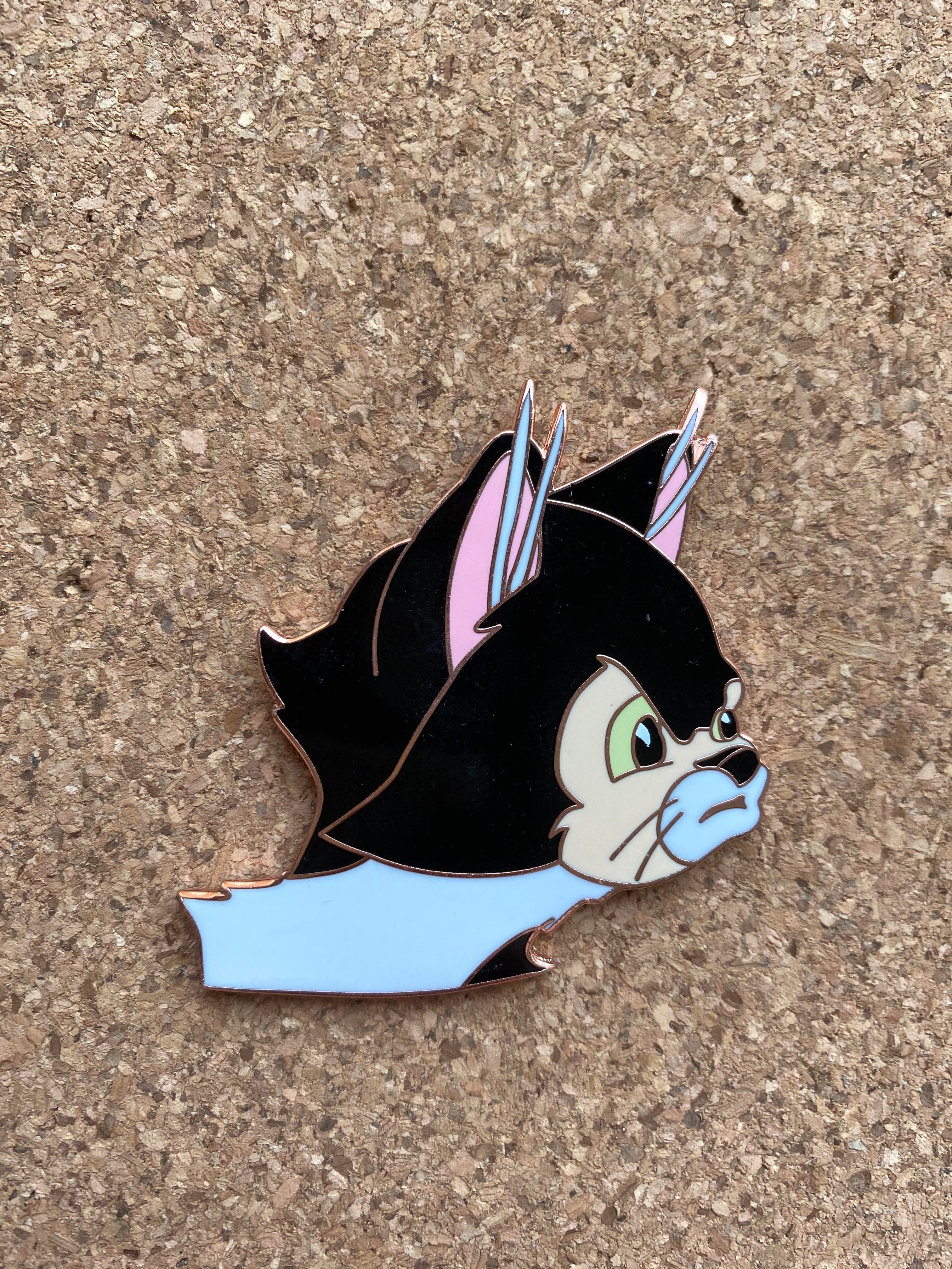 Figaro pin